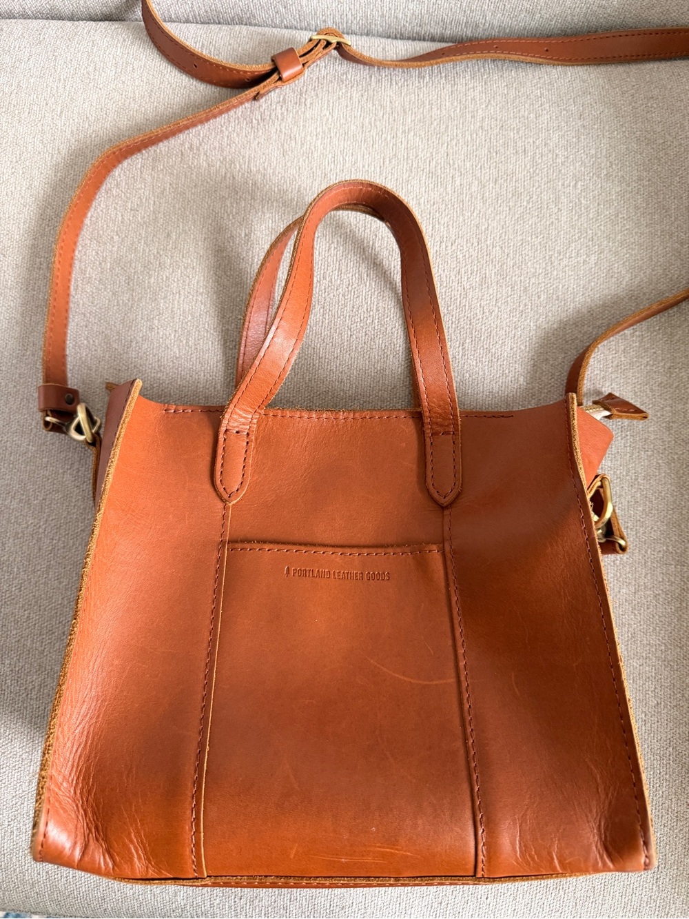 Portland Leather Goods Lola Crossbody tote in Honey with zipper